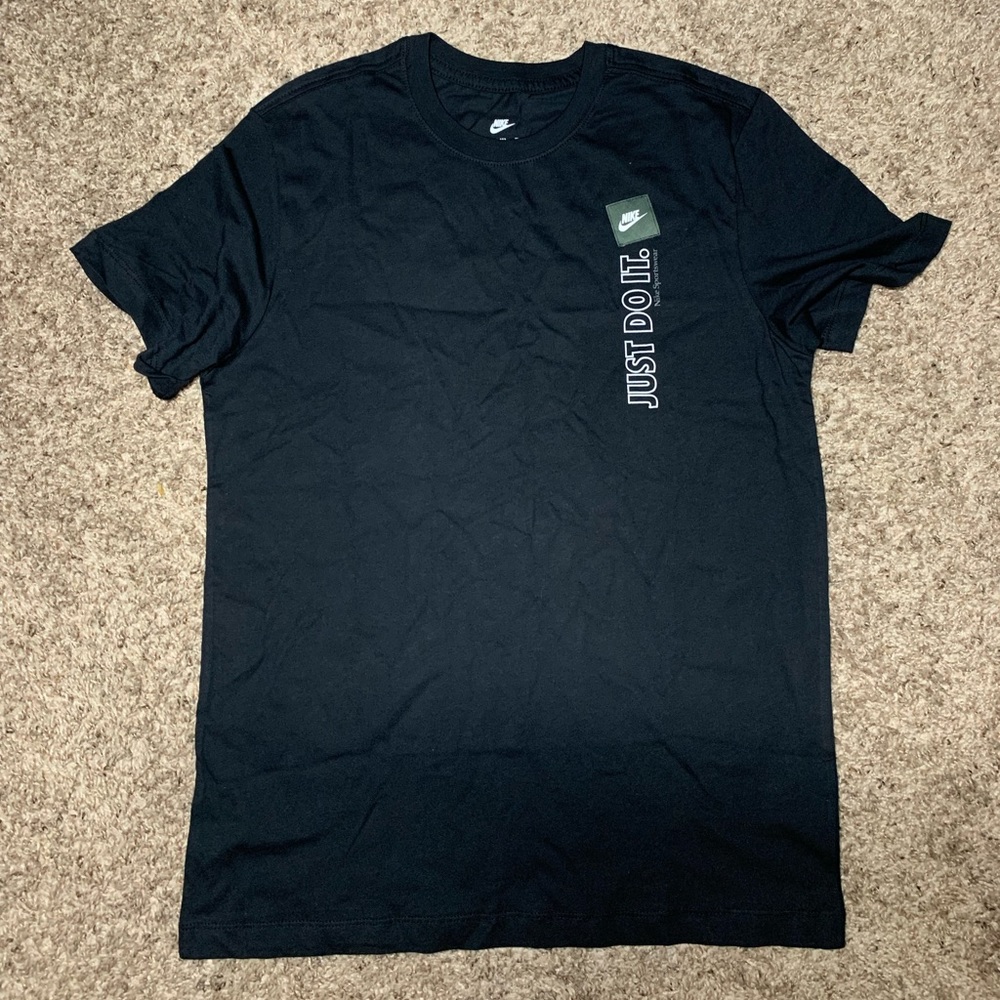 Nike t shirt